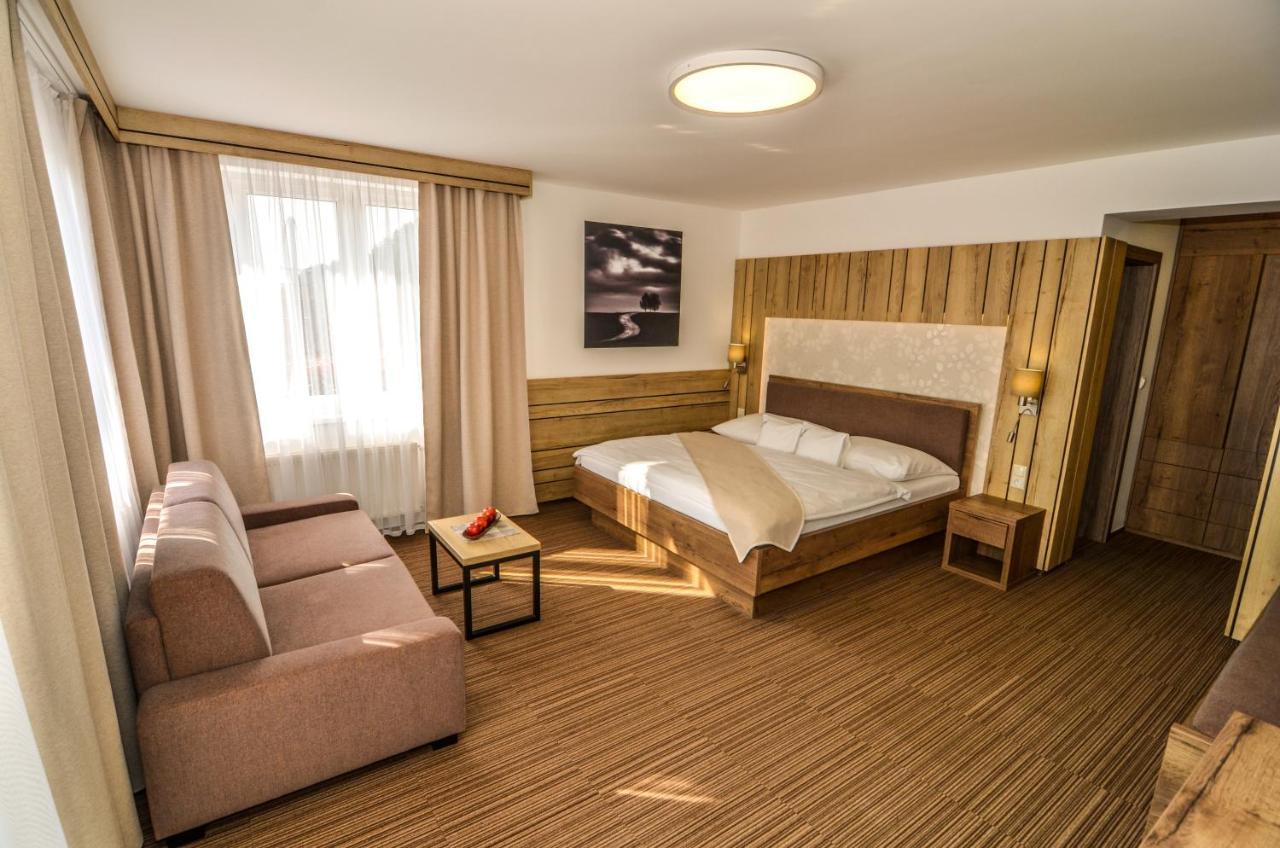 Villa Betula Resort & Camping Liptovska Sielnica Exterior photo