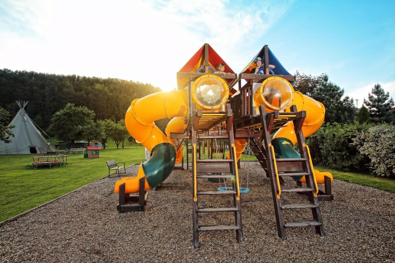 Villa Betula Resort & Camping Liptovska Sielnica Exterior photo